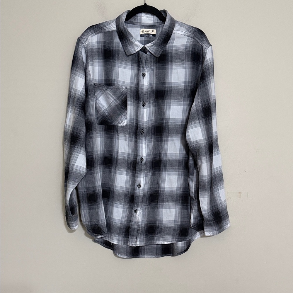 Magellan outdoor Black White Plaid Casual Shirt women 2X boyfriend fit soft